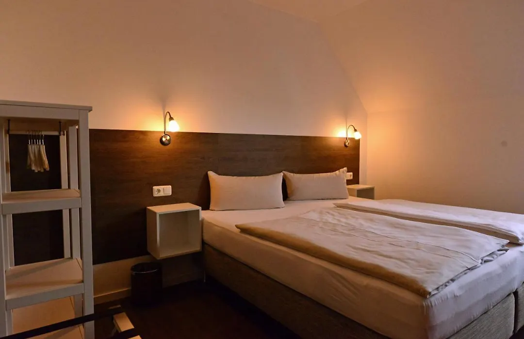 Hotel Weinert-1