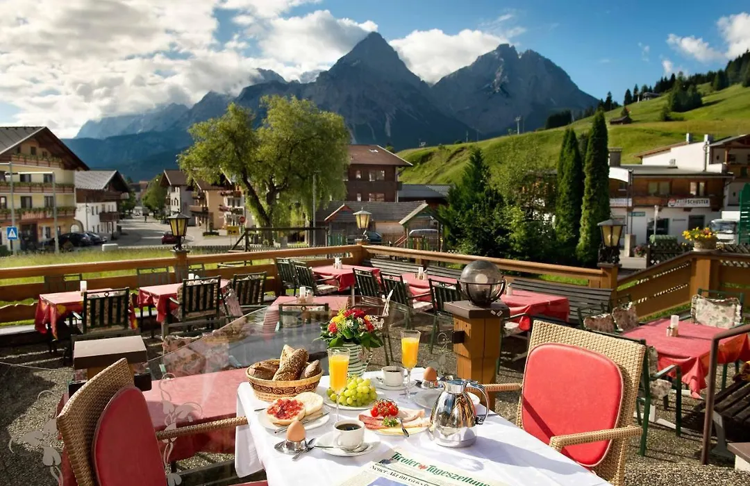 Hotel Bergland-1