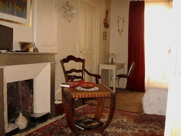 Sylvie BARON - Composition Française - Chambres d'hôtes-1