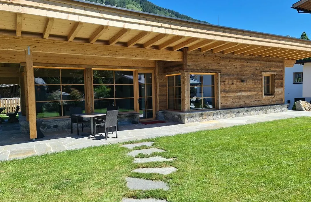 Hotel Giessenbach-1