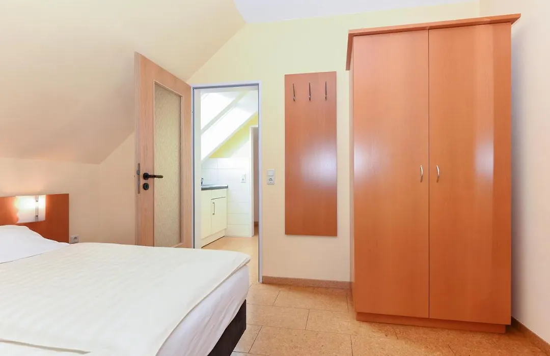 Hotel-Pension Altes Siel-1