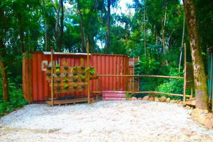 Econtainer Suítes Macacos-1