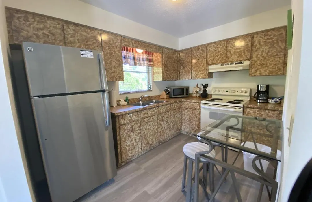 Banana Cabana By Beachside Management-1