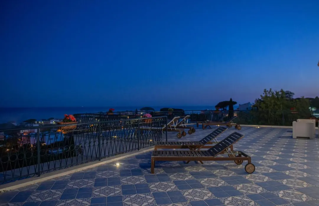 Gli archi sul mare-1