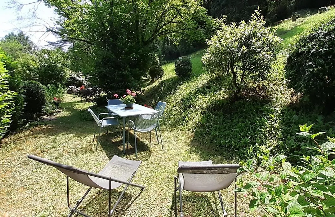 Charme et jardin cœur St Cirq - Appartements-1