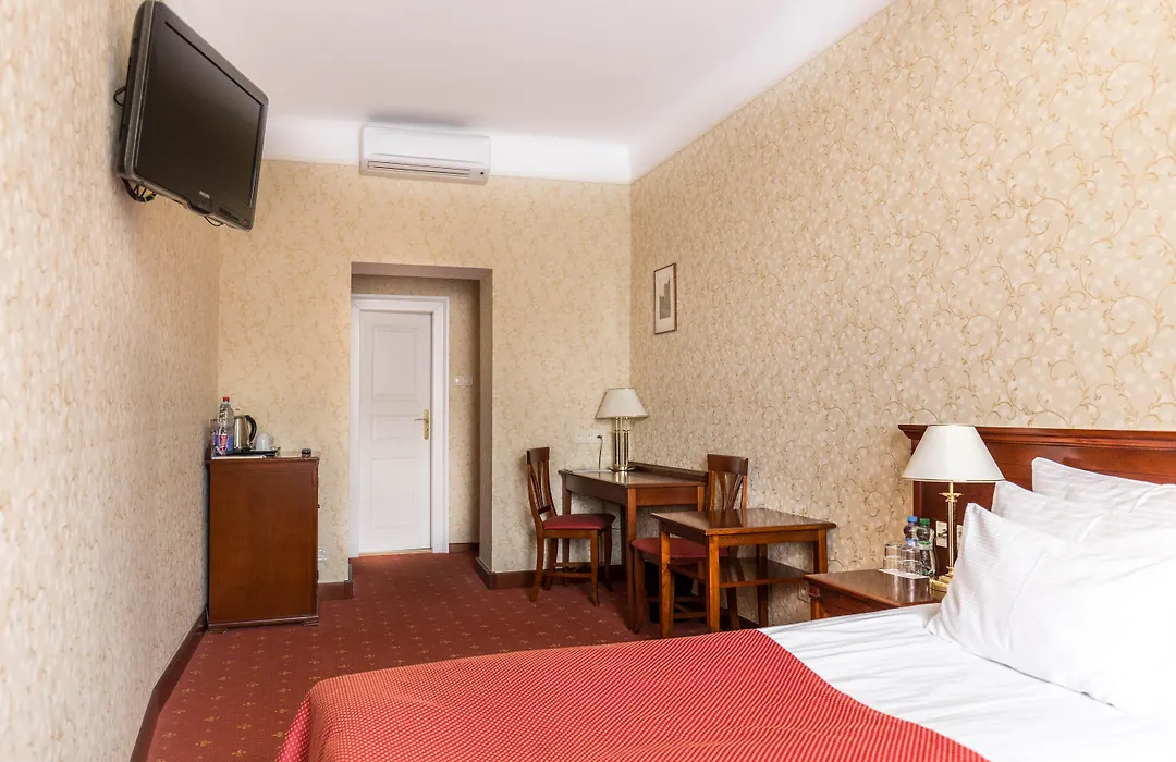 Hotel Rott-1