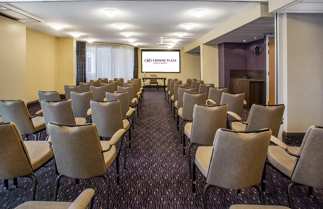 Crowne Plaza Amsterdam Airport-1