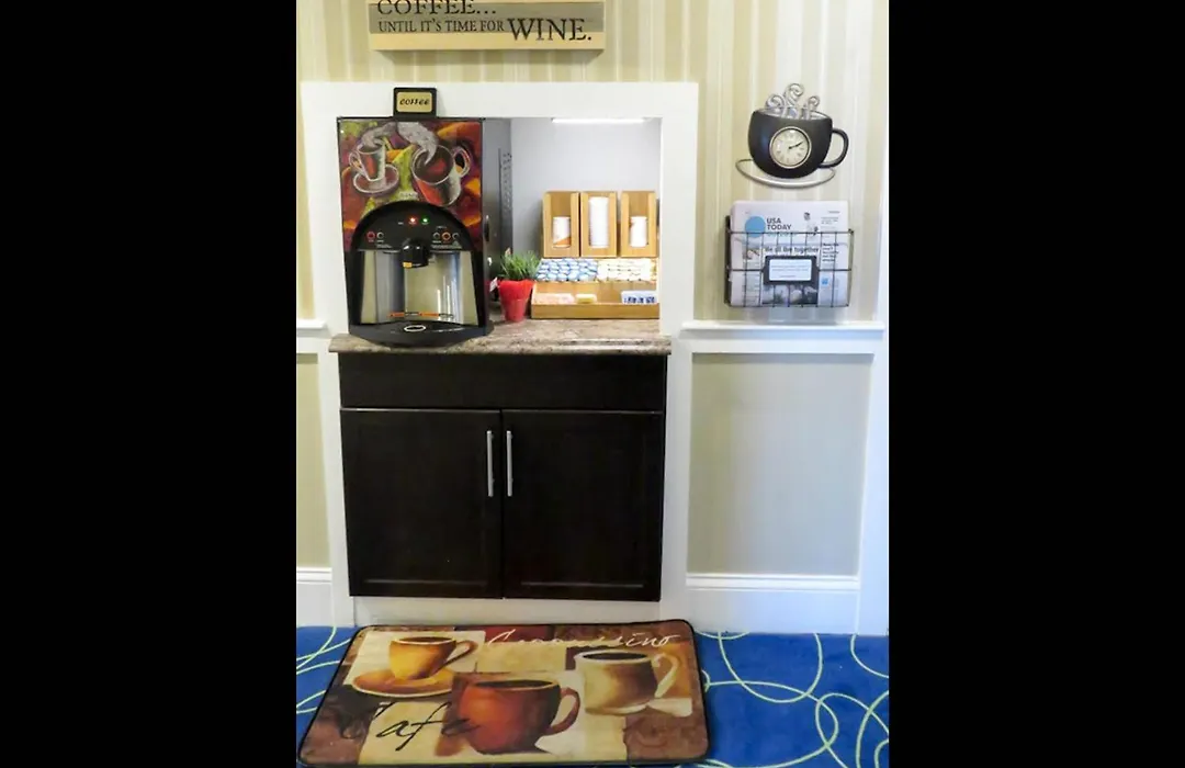 Rodeway Inn Logan International Airport-1