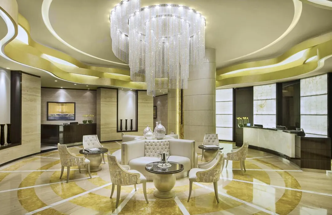 DAMAC Maison Cour Jardin-1