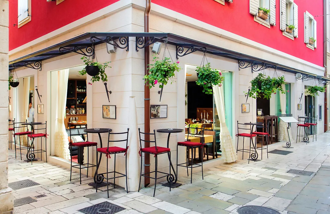 Marmont Heritage Hotel (Adults Only)-1