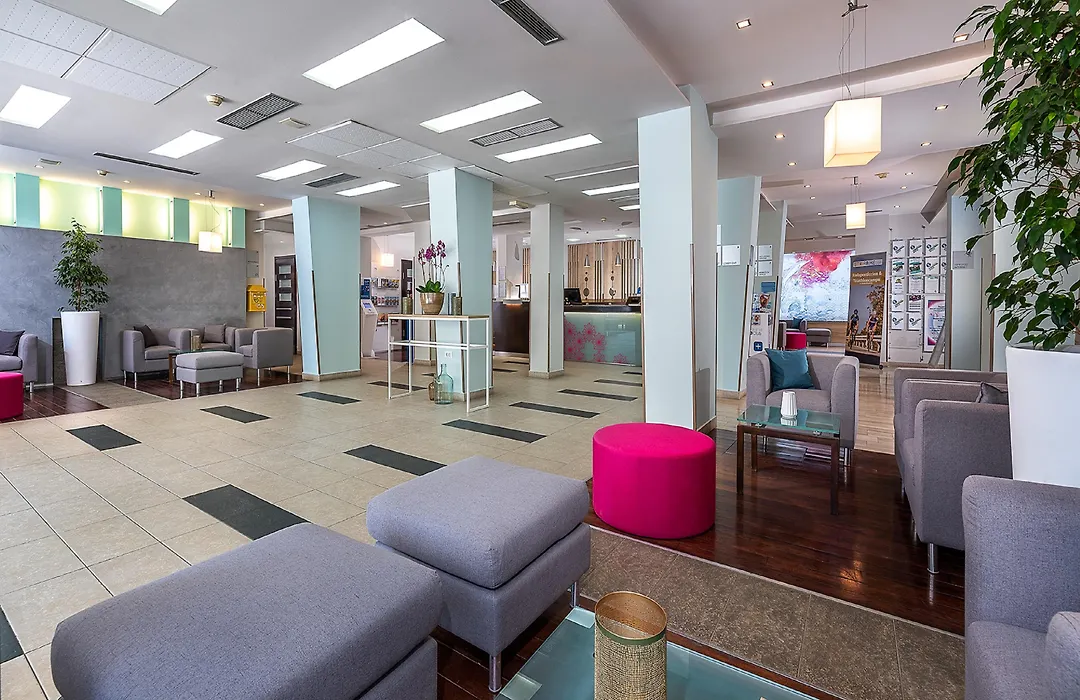 Valamar Pinia Hotel-1