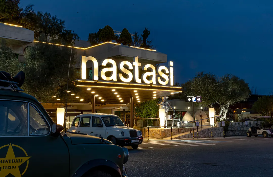 Nastasi Hotel & Spa-1