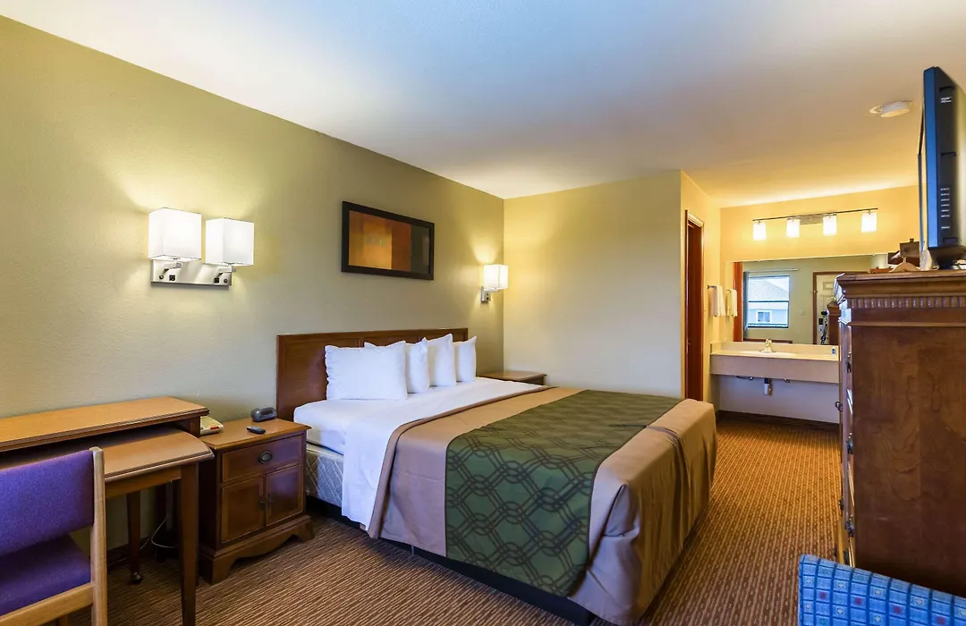 Rodeway Inn - Galveston-1