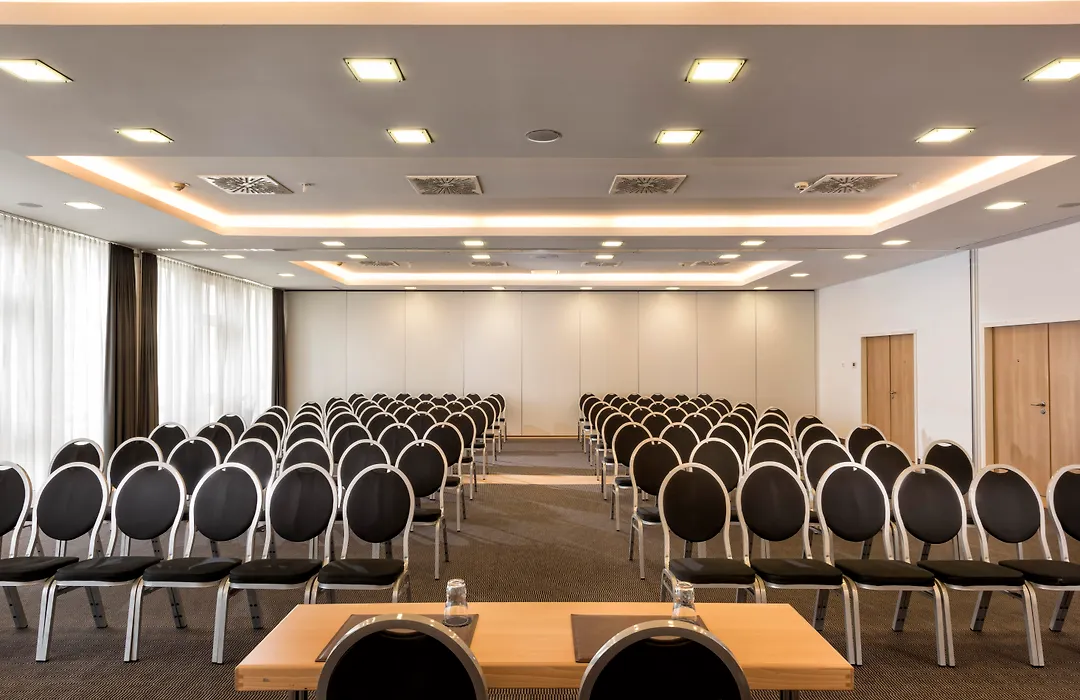 Sunday Hotel Bielefeld Johannisberg-1