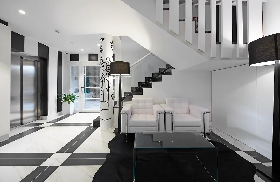 Hotel Flysch-1