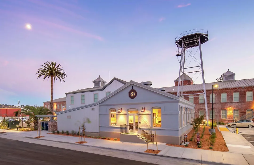 Hampton Inn Petaluma, Ca-1