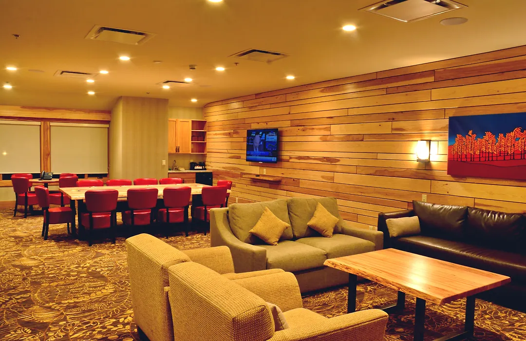 Moose Hotel And Suites-1