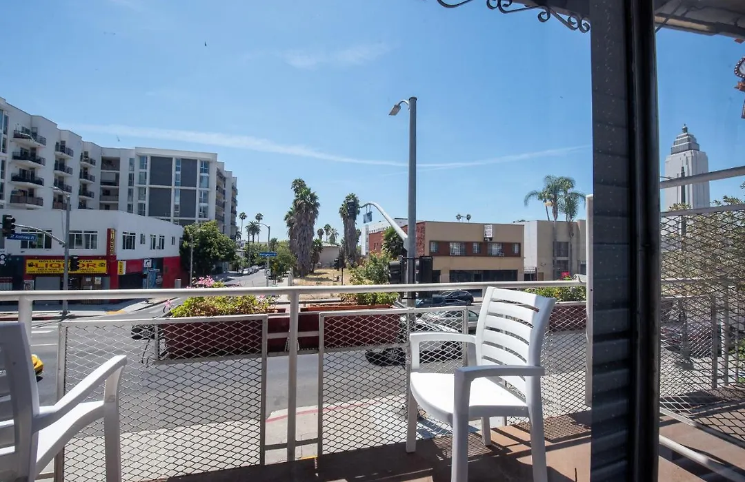 Hollywood Downtowner-1
