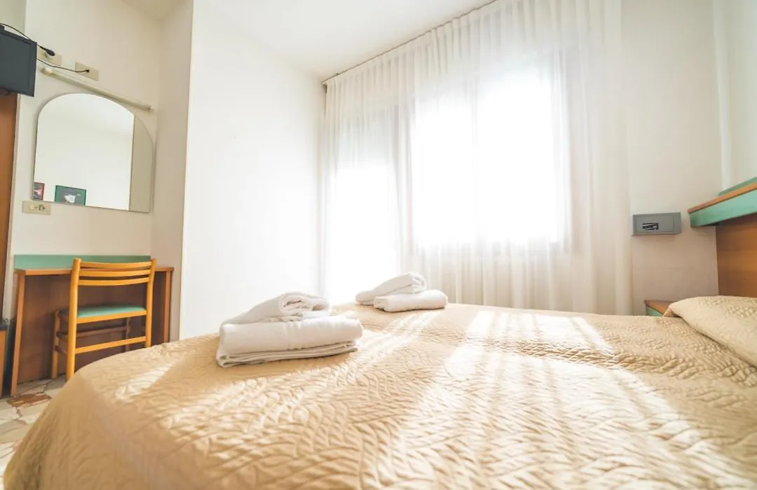 Hotel Grand Prix-1