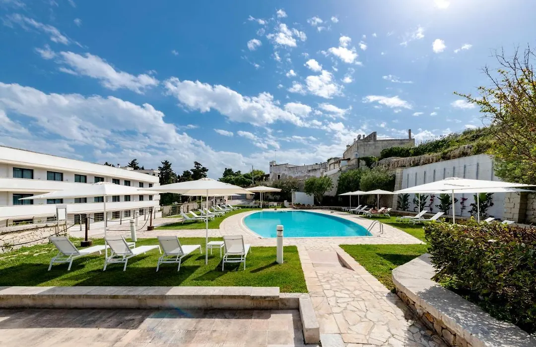 Vittoria Resort Pool&SPA-1