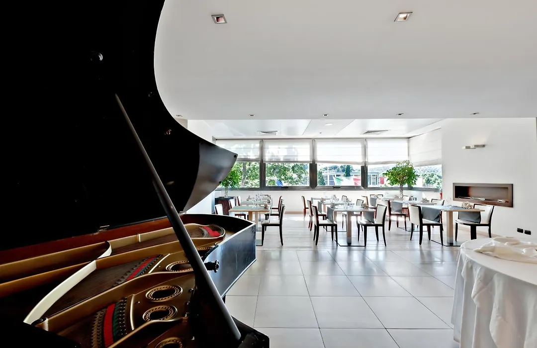 Italiana Hotels Cosenza-1