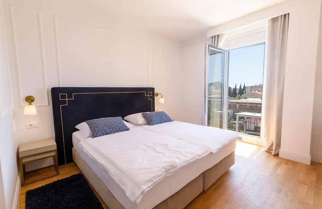Art Hotel-1