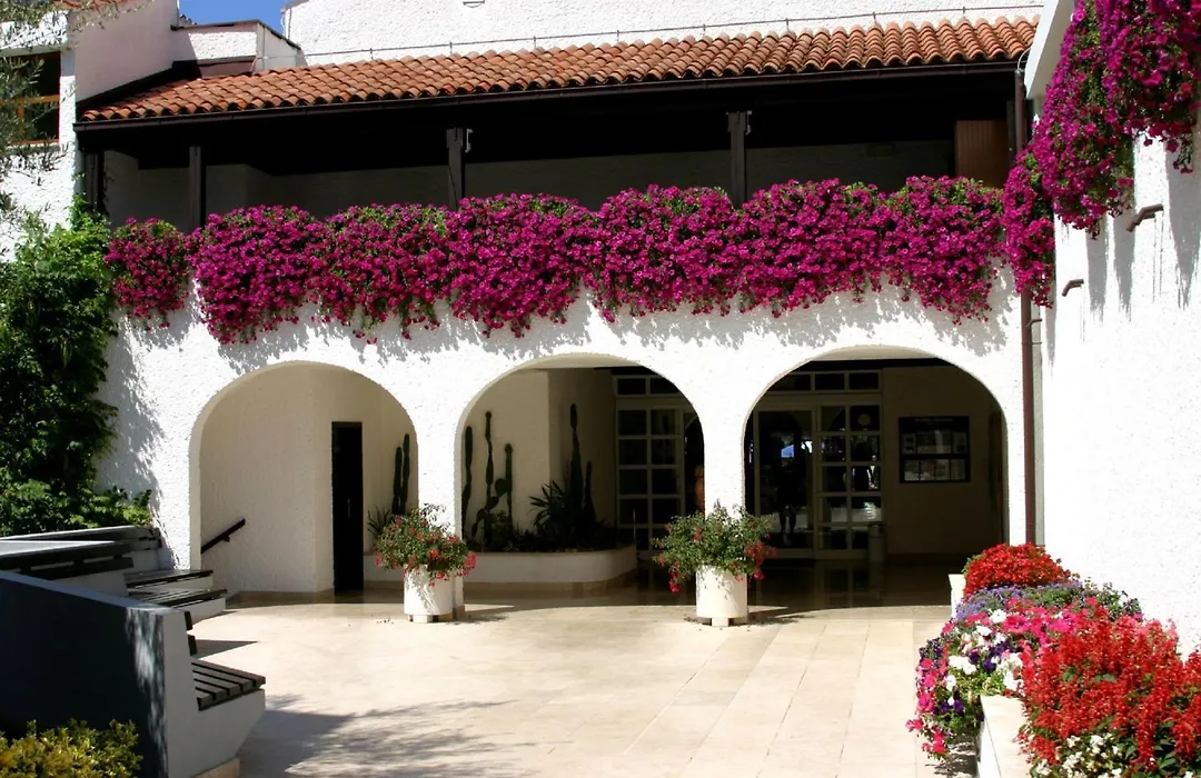 Villa Galijot Plava Laguna-1