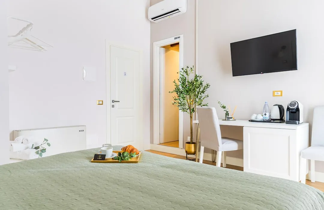 L'Opera Rooms & Suite-1