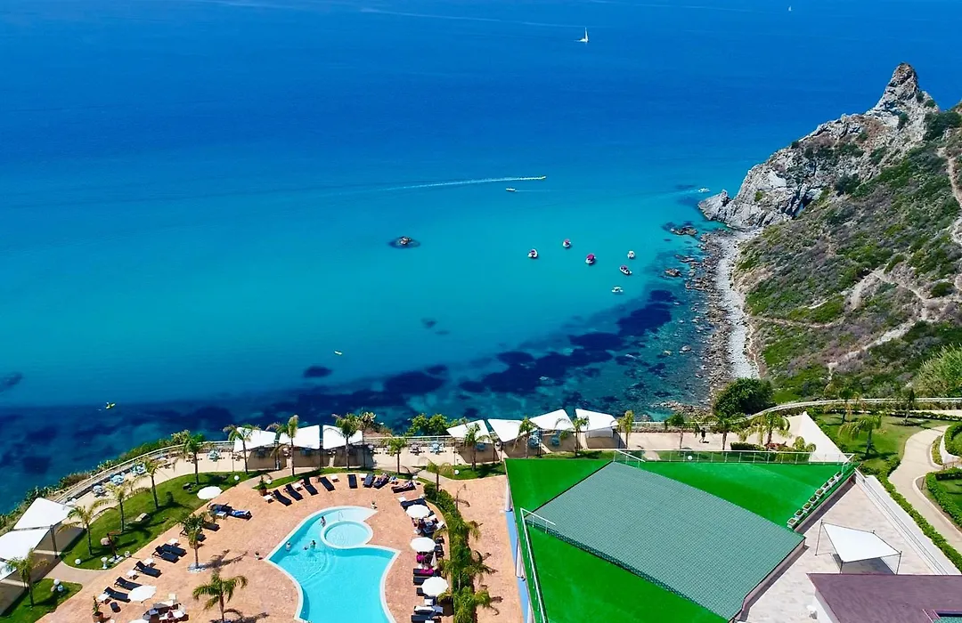 Blue Bay Resort-1