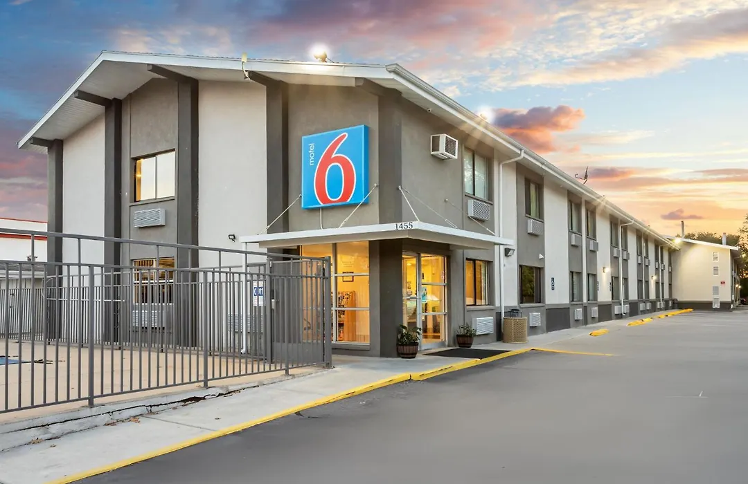 Motel 6 Ogden, Ut- Downtown-1