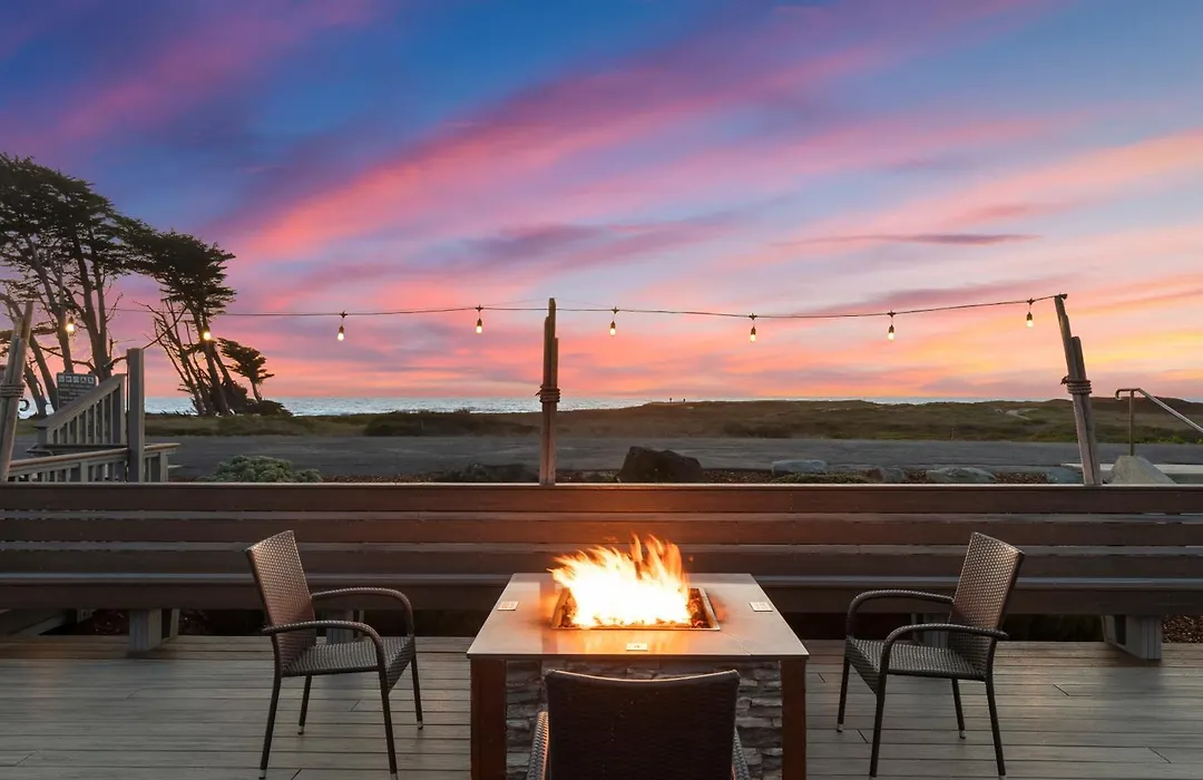 Beachcomber Motel-1