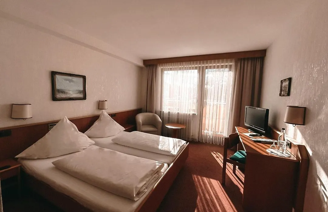 Hotel Bayerischer Hof-1