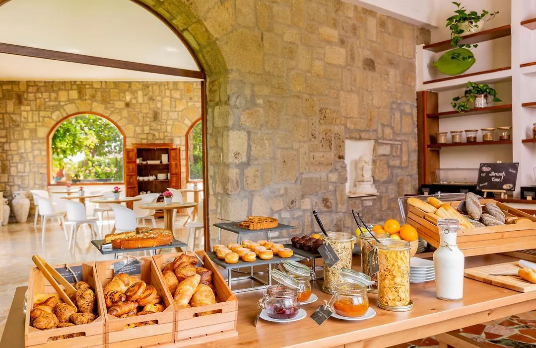 Hotel Capo D'Uomo-1
