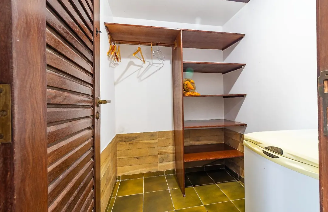 Pousada Casa Amarela-1