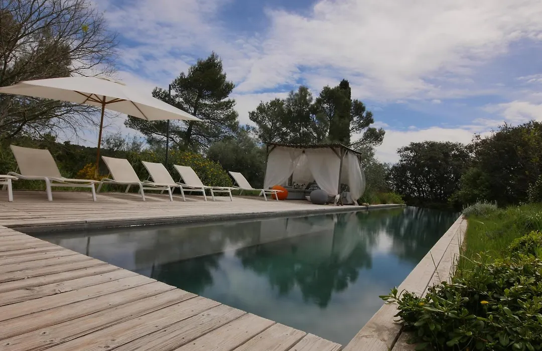 Bien Loin d'Ici Spa B&B-1