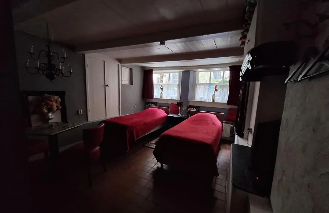 De Zevenster gevestigd aan de winkelstraat-1