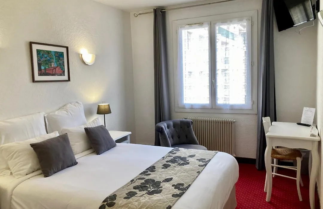 Hôtel Porte de Camargue-1