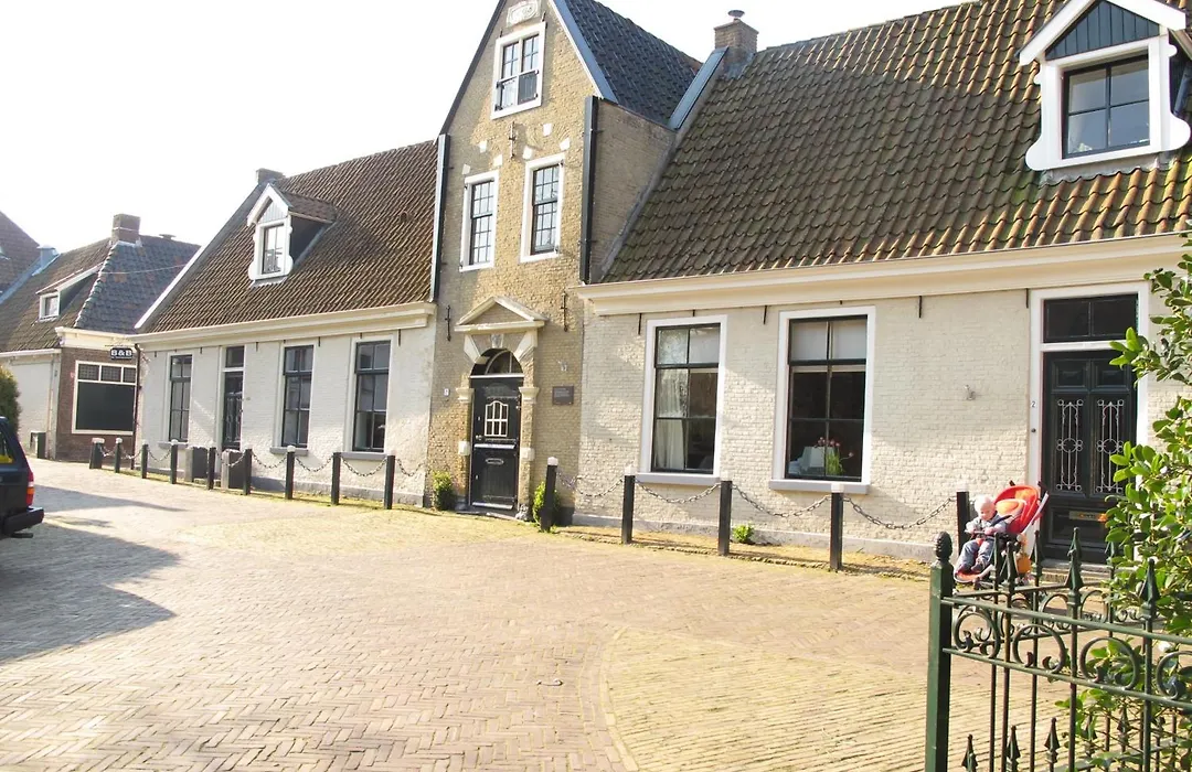 De Thuiskamer in Grou als B&B of Vakantiehuis-1