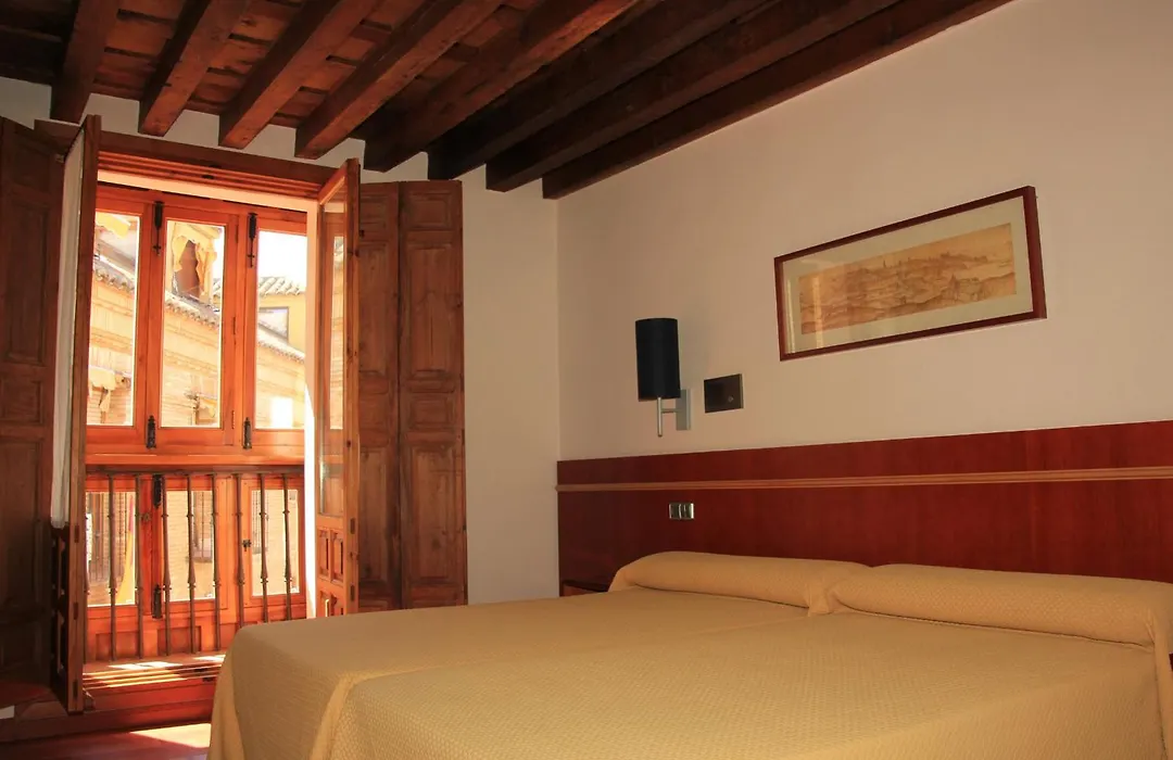 Hotel Santa Isabel-1