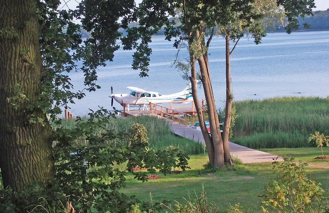 Falk Seehotel Plau am See-1