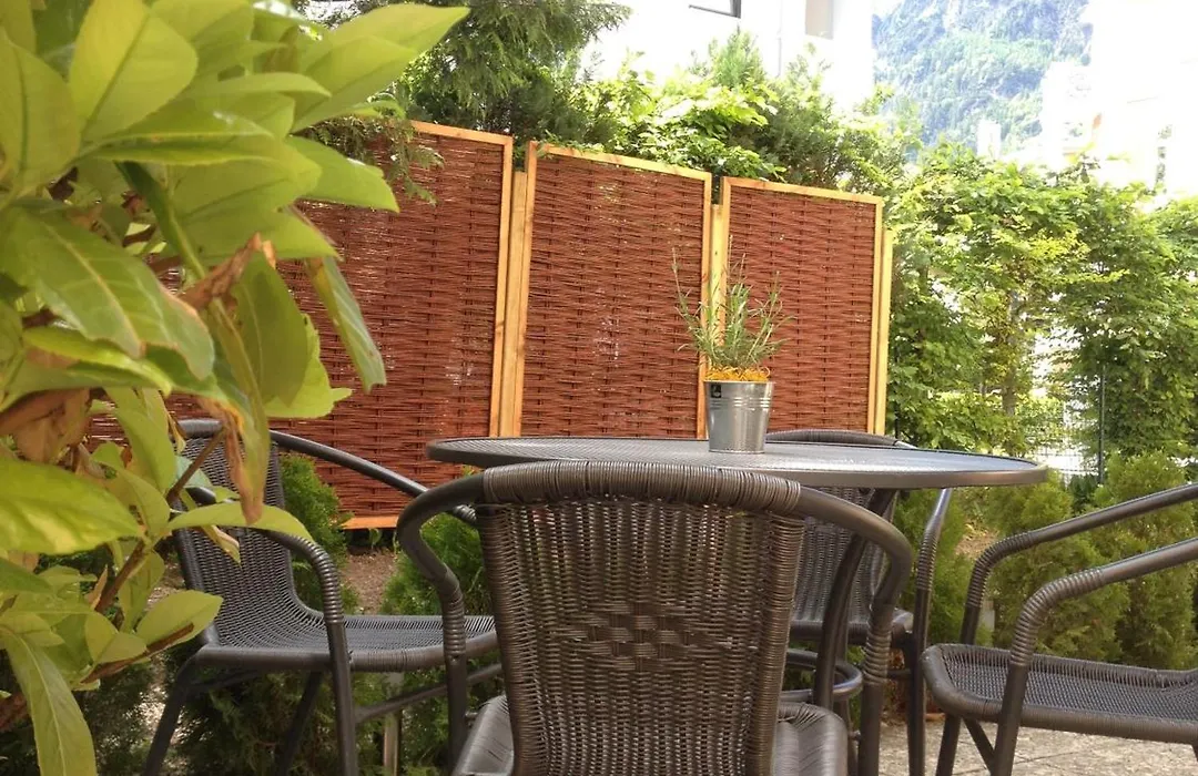 Hotel Vier Jahreszeiten-1