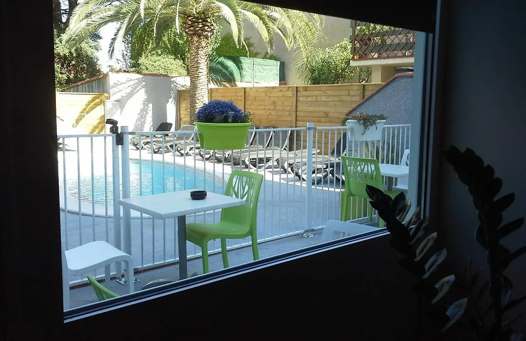 Hotel Le Majestic Canet plage-1