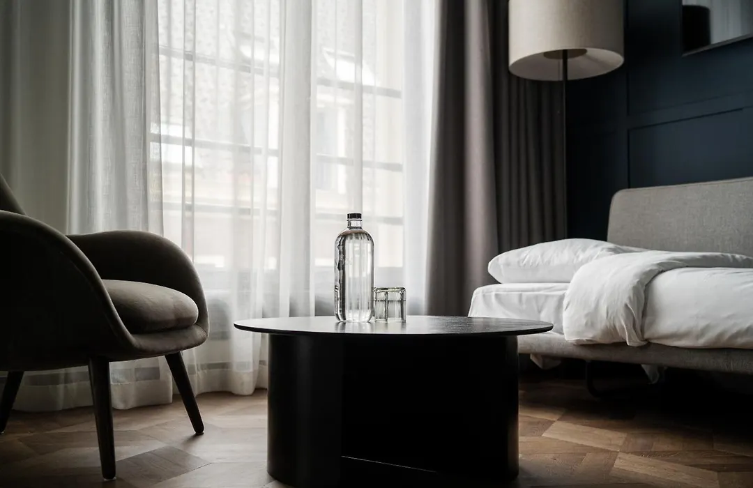 The Nox Hotel-1