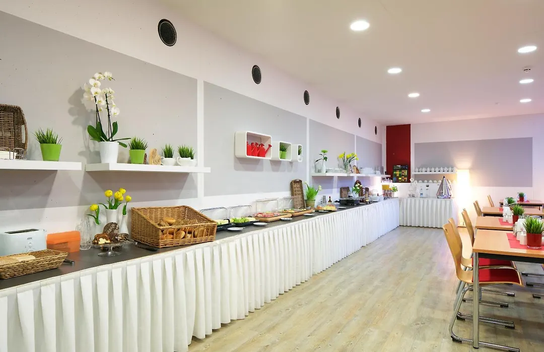 Bed&Breakfast Rotes Haus-1