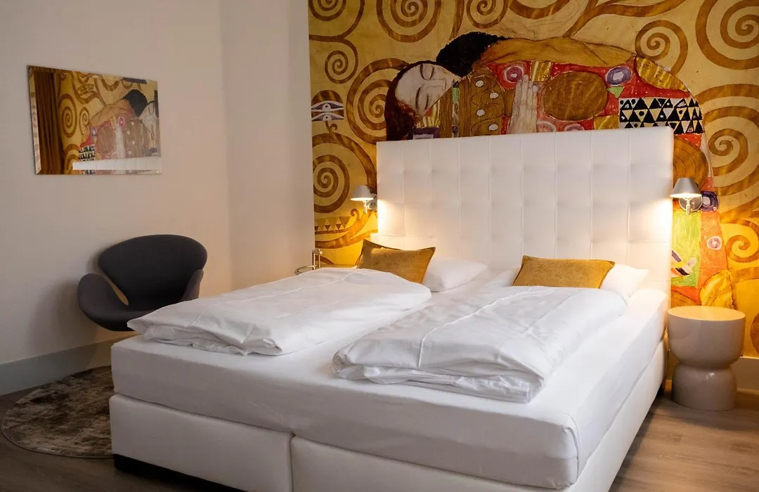 Hotel Ottheinrich-1