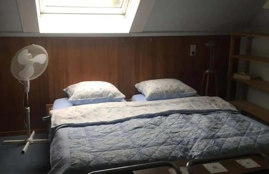 Cozy room in residential Alkmaar-1