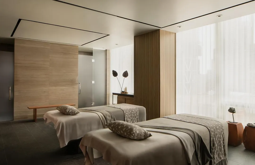 Four Seasons Hotel Toronto-1