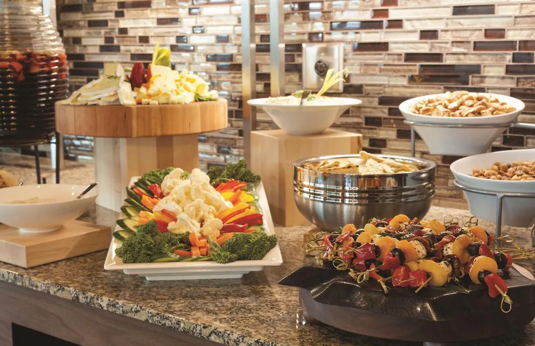 Embassy Suites Saratoga Springs-1