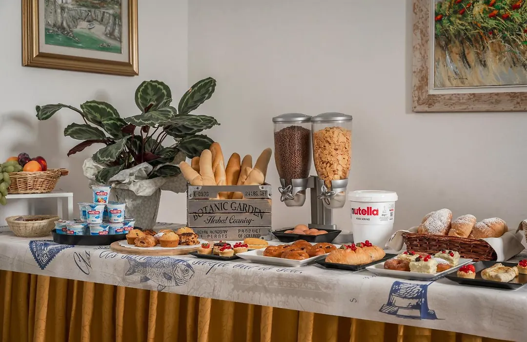 Hotel Lina-1