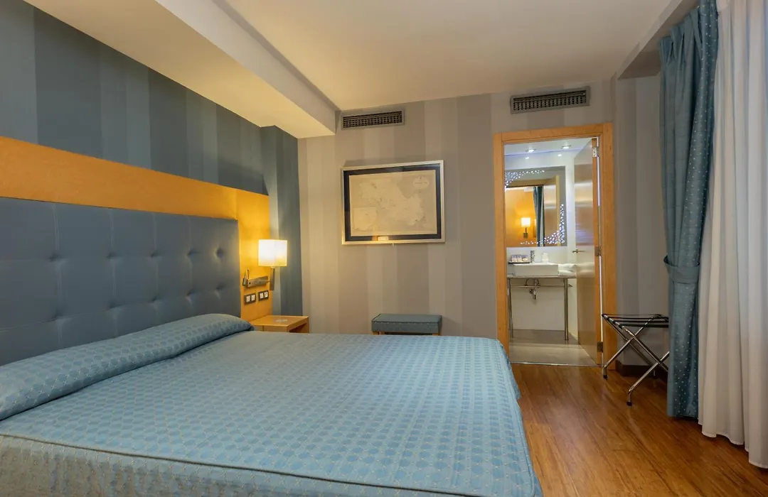 Hotel Del Mar-1